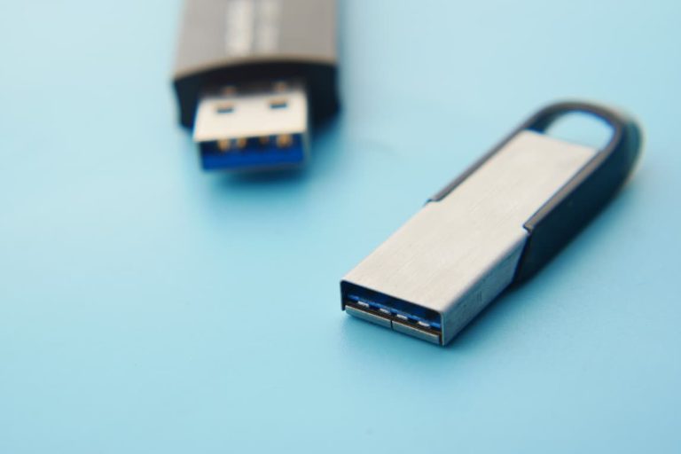 Clé USB ne s'affiche pas dans Gestion des disques : solutions complètes